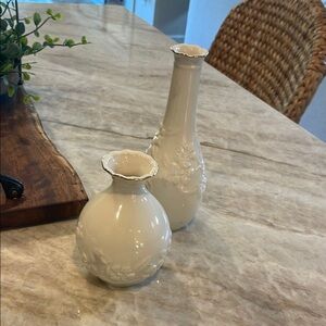 Elegant LENOX Cream Ceramic Vase Set